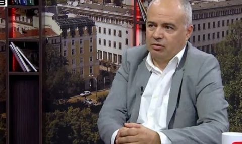 Свиленски: Подкрепя ли Радев партия на министрите си срещу БСП? - 1