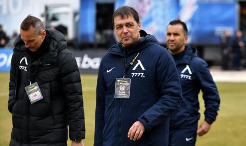 Петър Хубчев скочи на част от играчите: Не заслужават да играят в Левски - 1