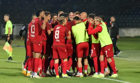 Изгонени от ЦСКА все още не могат да си намерят отбори - 1