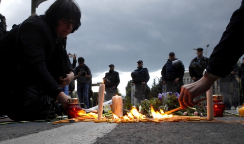 По 70 000 евро на семействата на загиналите в Куманово полицаи - 1
