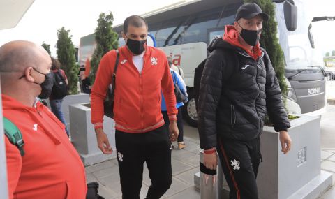 България ще има дебютант на вратата в контролата с Русия - 1