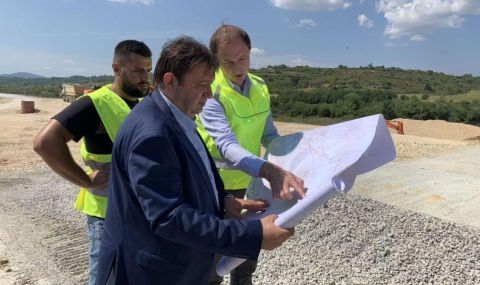 Шишков ще инспектира инфраструктурни обекти в Бургас - 1