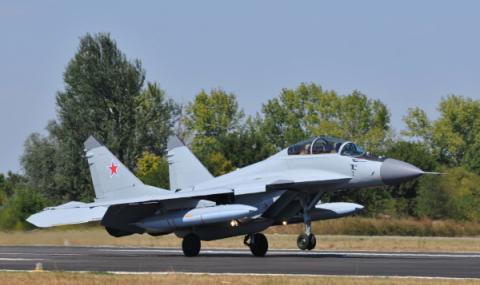 Унгария разпродава руските си МиГ-29 - 1