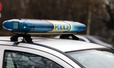 Пиян полицай заплаши приятелката си, колегите му го арестуваха - 1