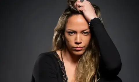 Снежана Макавеева се обяви за извънземно с интересни СНИМКИ - 1