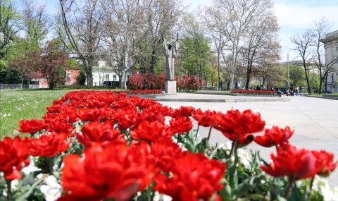 Времето днес, прогноза за четвъртък, 27 април: Температурите падат, облачността се увеличава - 1