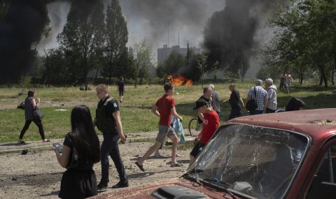 Правозащитна организация: Русия и Украйна използват касетъчни боеприпаси - 1