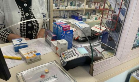Опасност: Цели общини в страната остават без аптеки - 1