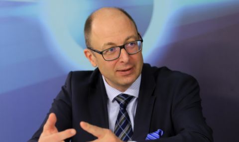 Божилов: Не е вярно, че началникът на военно разузнаване е участвал в операцията за моряците от "Царевна" - 1