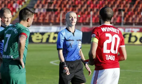 Историческо: За първи път мач от Първа лига ще се ръководи от жена - 1