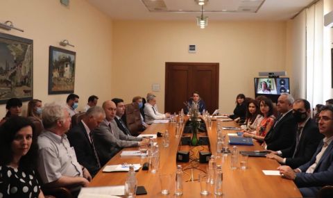 Ето от кога въвеждат еврото у нас без преходен период - 1