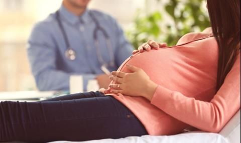 Бременна жена загуби бебето си и обвини лекарите - 1