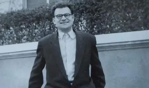 90 години от рождението на Владимир Башев – между пилот и поет… Д-р Мариана Кирова пред ФАКТИ - 1