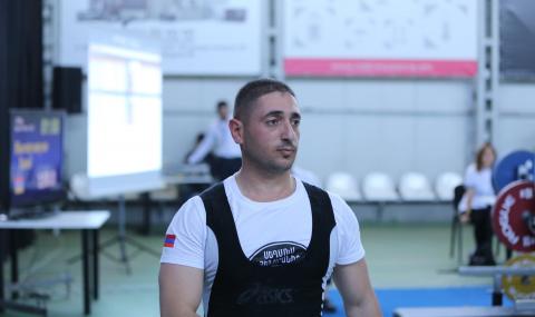 Убиха арменски шампион в боевете в Нагорни Карабах - 1