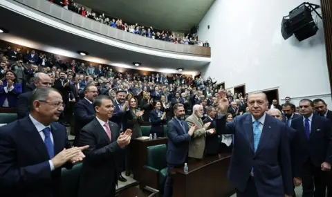Гласът на народа! Новата турска опозиционна партия излезе начело в социологическо проучване - 1