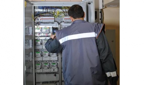 ЧЕЗ съди България за ниските цени на тока - 1