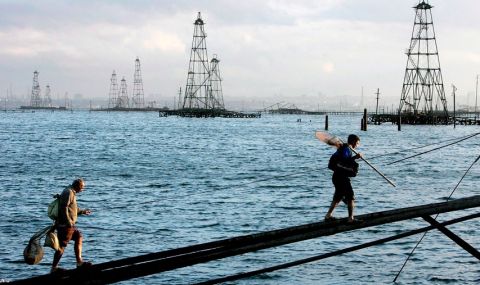 Казахстан намалява добива на нефт - 1