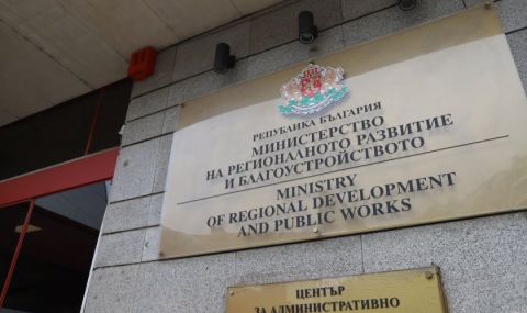 МРРБ отвърна на Гроздан Караджов:  Не подготвяме тристранни споразумения за АМ "Хемус" - 1