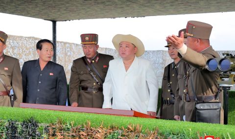 Северна Корея: ето как Ким финансира ядрената си програма - 1