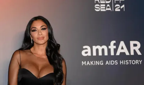 Nicole Scherzinger Tempts Fans Online with Red Lingerie Dance (VIDEO) - 1
