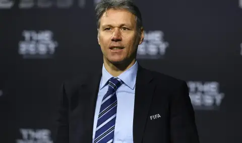 Van Basten suspends TV appearances due to seriously ill wife  - 1