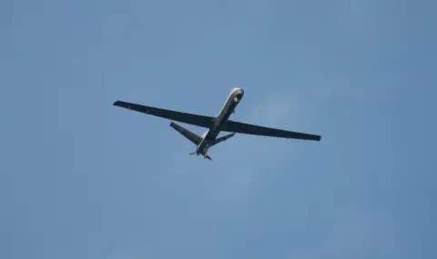 The Israeli army announced that it had intercepted a drone sent by "Hezbollah" towards Israeli territory  - 1