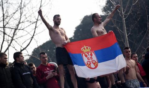 Улично напрежение! Масови протести в Черна гора преди парламентарните избори - 1
