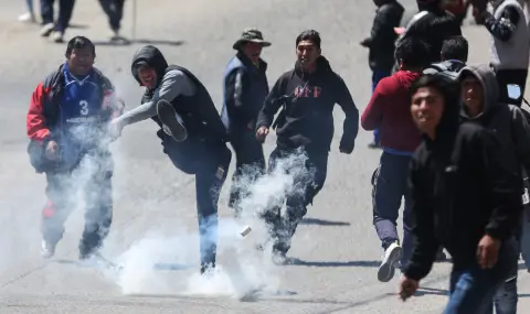 Attempt to Arrest the Former President of Bolivia  - 1