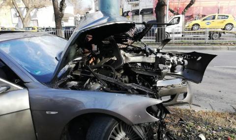 Шофьорът на BMW-то, размазало се в Пловдив е бил надрусан с два вида наркотици - 1