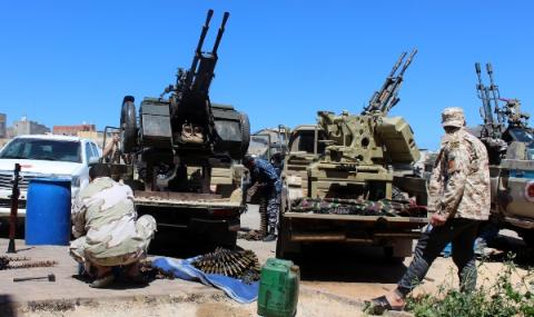 Бомбардираха военно училище в Либия - 1