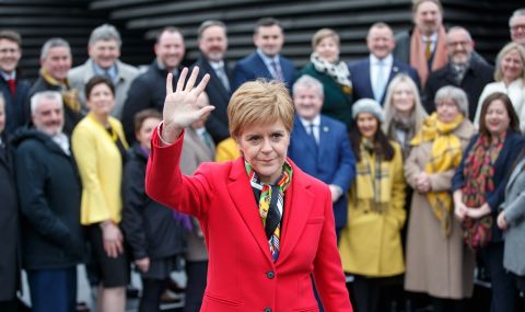 Шотландският първи министър подава оставка - 1