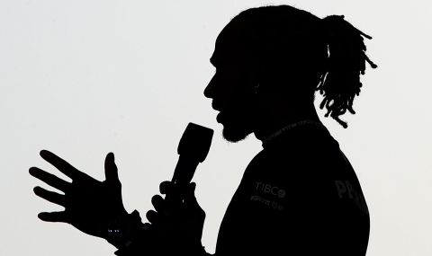 Люис Хамилтън заплаши, че ще напусне Formula 1 след забраната да изразява мнението си по политически и социални теми - 1