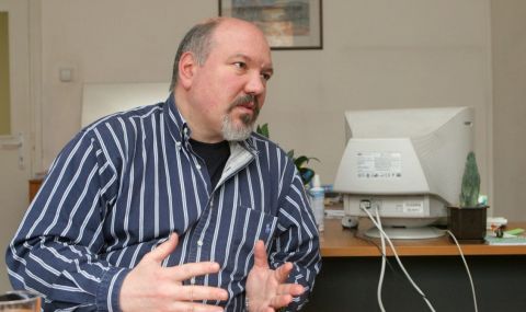 Александър Маринов: Не очаквам разрив между Радев и Петков - 1