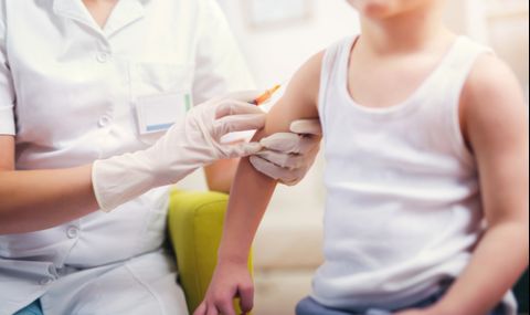 Педиатър: Ваксинацията при деца с хронични заболявания е препоръчителна - 1