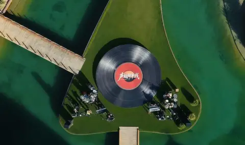 Димаш оглавява елита на вокалисти от 6 държави в новата музикална програма „Новият път на коприната“, пътуваща из Казахстан - 1