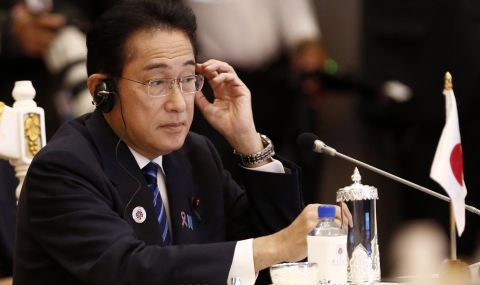 Японският премиер призова китайския лидер за честен и открит диалог  - 1