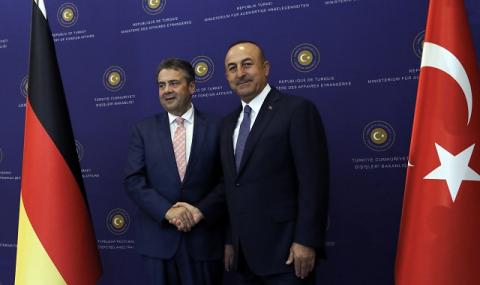 Берлин и Анкара търсят затопляне на отношенията - 1