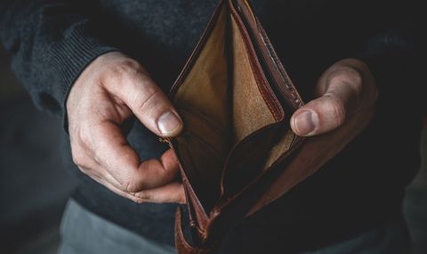 Проучване установи, че заплатата на руснаците не покрива основните им разходи - 1