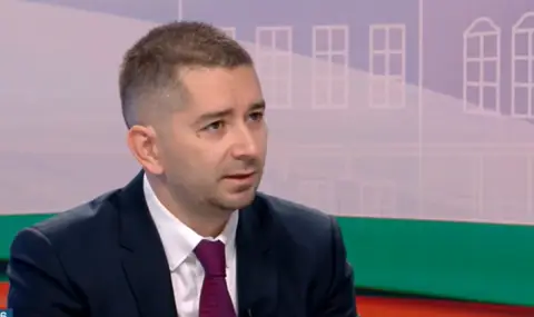 Слави Василев: Няма как "Прогресивна България" да работи с Борисов и Пеевски за съдебната реформа и борбата с корупцията