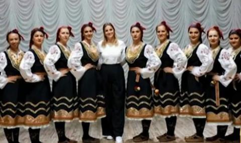 Русия депортира български фолклорен ансамбъл - 1