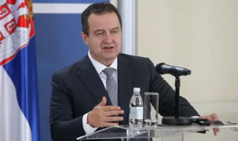 Вицепремиерът на Сърбия Ивица Дачич е приет по спешност в болница с опасност за живота