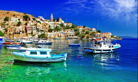 Шеметно начало на туристическия сезон в Гърция - 1