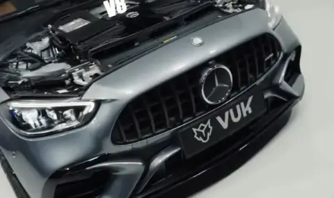 Новото C63 AMG вече се предлага с V8, но не от Mercedes (ВИДЕО) - 1