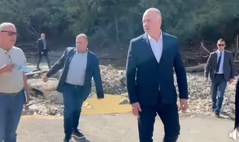 Водата в "Елените" още не става за пиене. 60 000 литра ще бъдат осигурени от Държавния резерв - 1