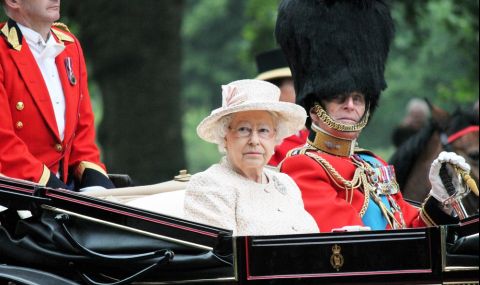Британската кралица отмени традиционното коледно събиране заради Омикрон - 1