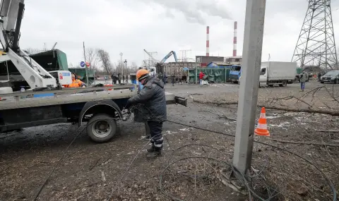 В Одеса продължава възстановяването на електричеството след нощната атака - 1
