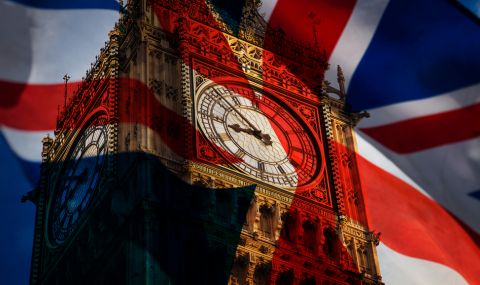 Зеленски получи бурни аплодисменти от британския парламент - 1