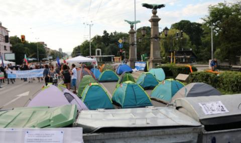 Ден 49: Готвят протестна акция на откриването на третия лъч на метрото - 1