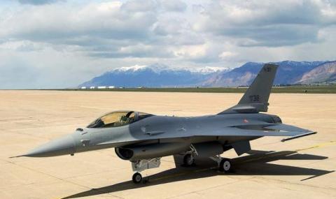След четири години България ще получи F-16 (ВИДЕО) - 1