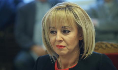 Мая Манолова се кандидатира за кмет на София на 4 септември - 1